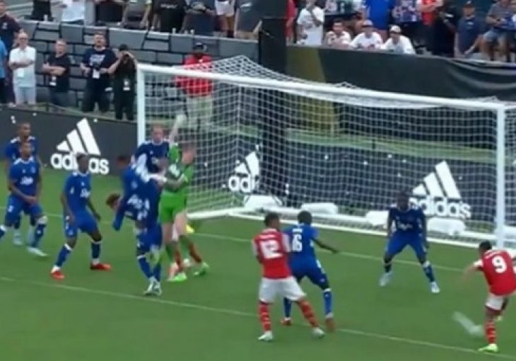 Tek je došao, a već rešeta mreže: Nevjerovatan prijem lopte i gol ostavili su navijače Arsenala u velikoj euforiji