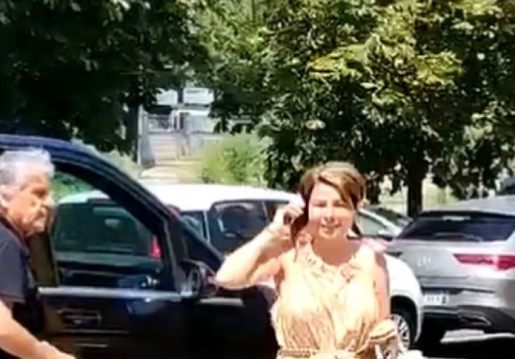 Gospođa s telefonom u ruci danas završava hit transfer vrijedan više od 80 miliona eura