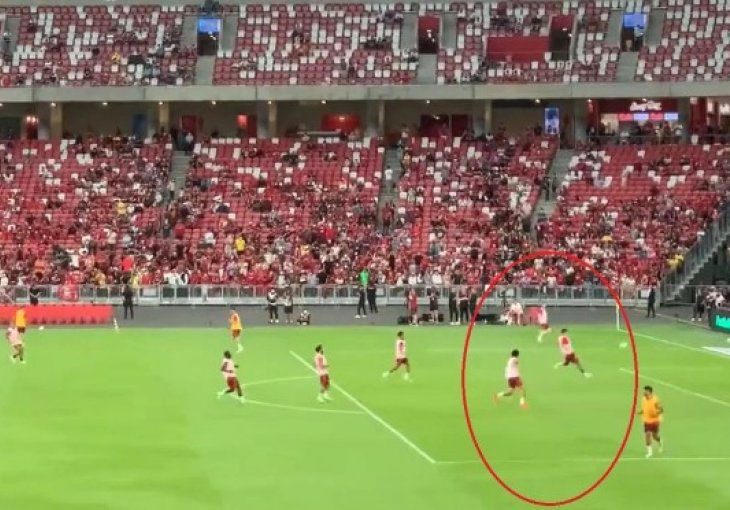Novi napadač Liverpoola još uvijek u grču: Imao je zicer, ali je loptu nabio visoko preko gola