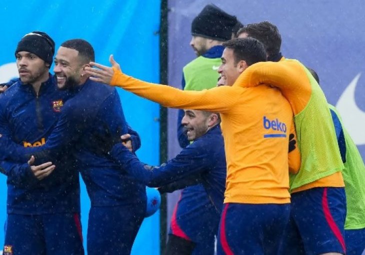 Xavi nije mogao dobiti ljepše vijesti: Barcelona se riješila najvećeg problema?