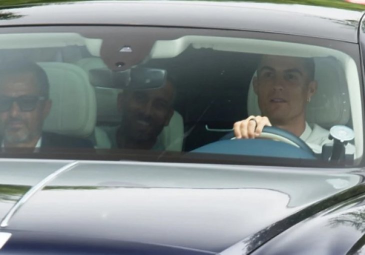 Završen važan sastanak za budućnost Ronalda: United doveo Fergusona, ali...