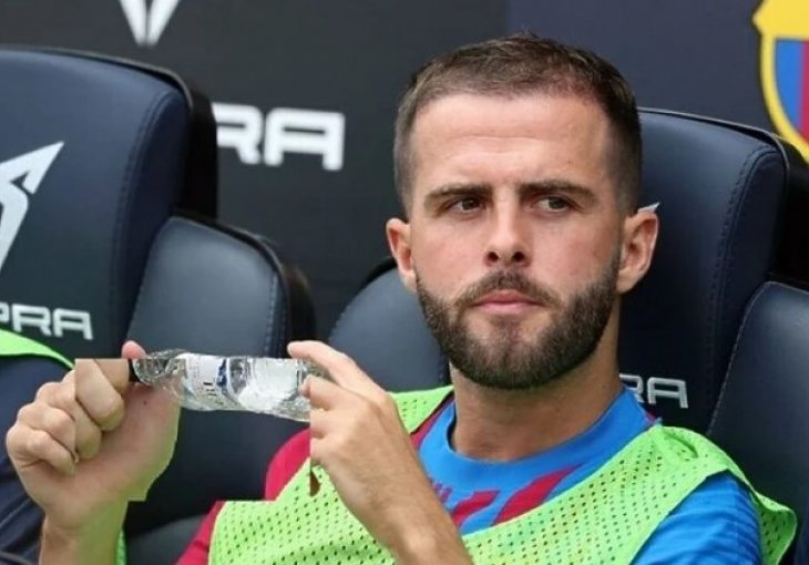 Xavi dao ohrabrujuću izjavu za Pjanića nakon što mu nije pružio priliku za igru