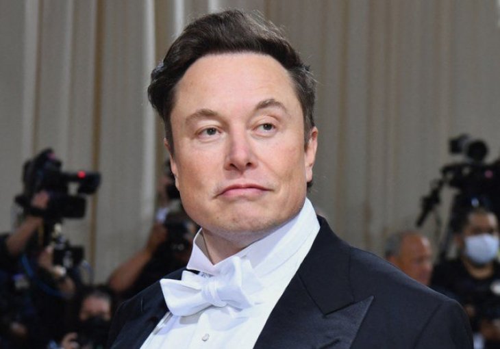 IZNENAĐENJE NA TWITTERU: Elon Musk šokirao objavio, najavio kupovinu OVOG ENGLESKOG KLUBA!
