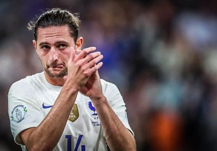 NEVJEROVATNO Zbog majke mu je propao transfer, ono što ona želi je NEREALNO