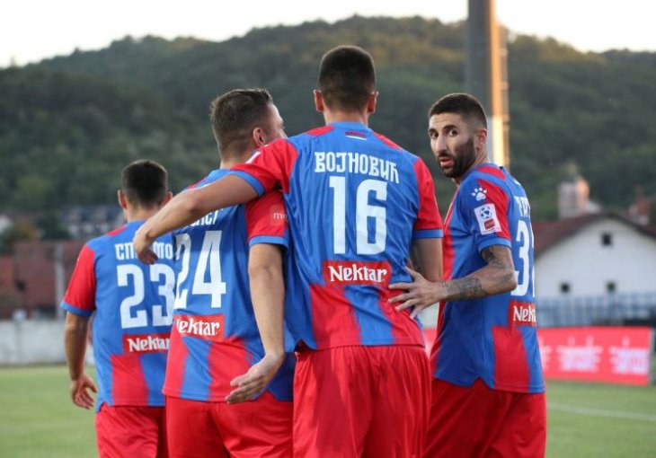 Borac prihvatio ostavku Lalatovića, svim igračima smanjuje plate