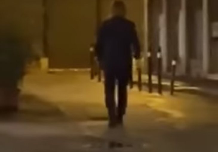 Šta bi od uzornog sportiste? Pavel Nedved pijan tetura po ulicama grada VIDEO