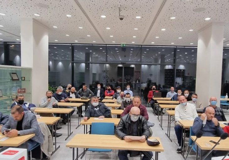 Izvršni odbor FS Kantona Sarajevo sazvao vanrednu sjednicu jer je Čolpa odobrio meč s Rusijom