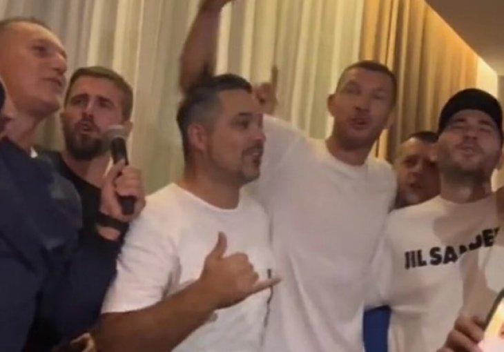 Evo uz koju su pjesmu Zmajevi slavili pobjedu sinoć: Zapjevao se stari hit koji se koristi i na stadionima VIDEO