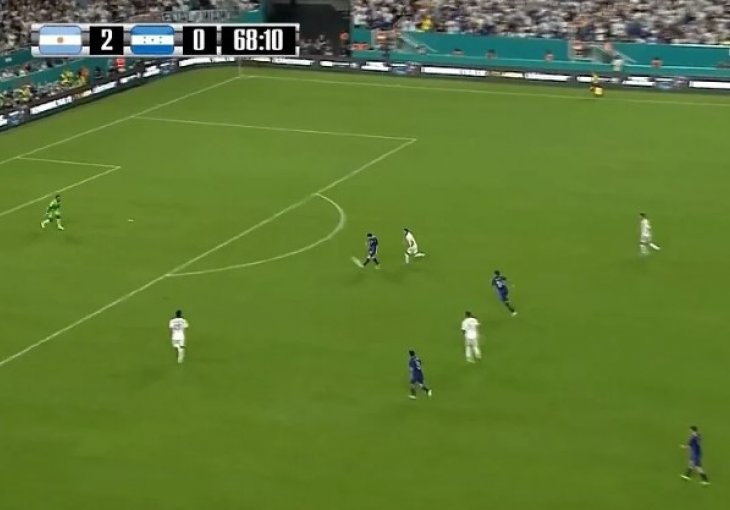 PA ŠTA RADI ČOVJEK Messi pokazao ponovo koliko magije posjeduje, ovaj put u najdražem dresu VIDEO