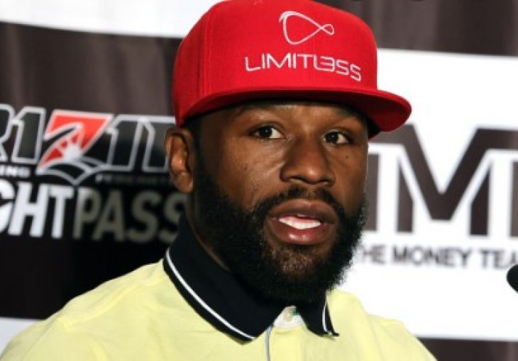 ON ZNA UZETI NOVAC Mayweather ponovo napunio račune