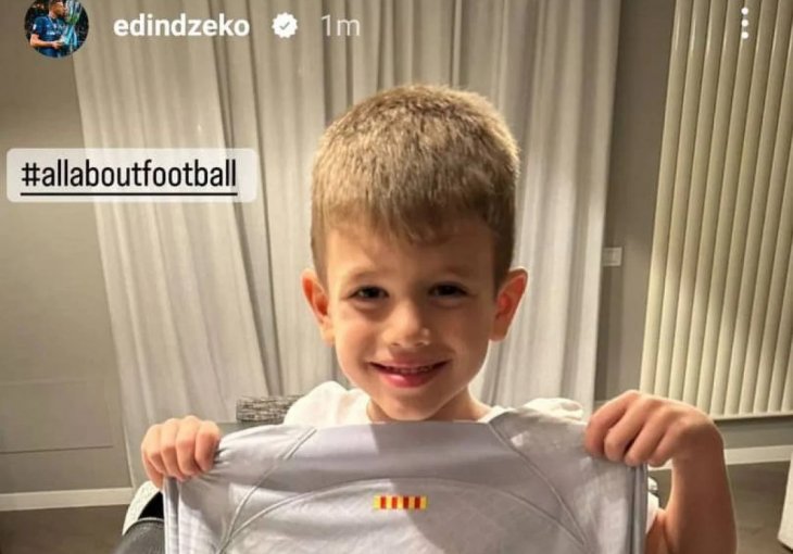 Džekin sin neće nikada zaboraviti taj trenutak, dobio dres i fotografiju sa velikom zvijezdom Barcelone