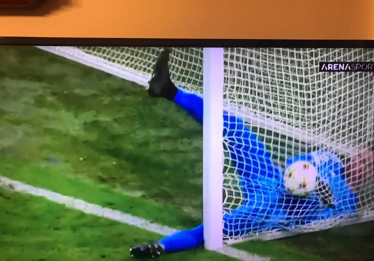 TRIBINE SAMO ŠTO SE NISU SRUŠILE, STARA DAMA PRED KATASTROFOM: Allegri je već bivši? Juve može biti presretan sa samo jednim golom u mreži