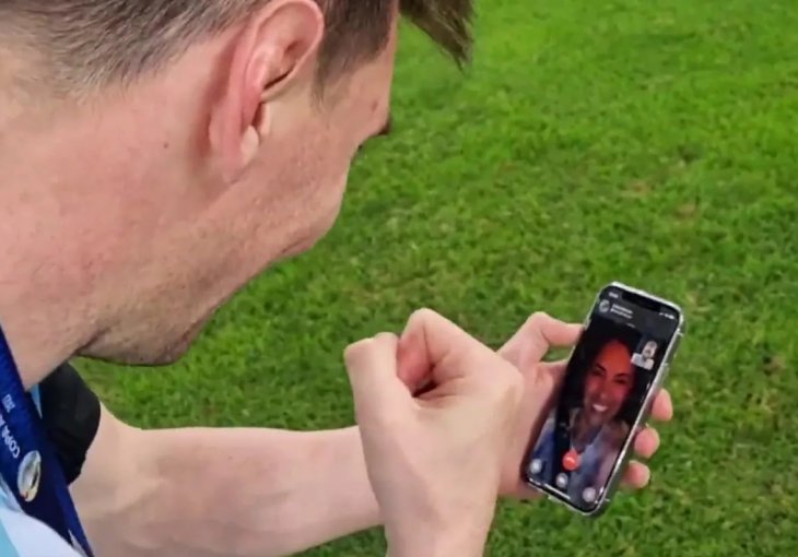 NAVIJAČI SU BIJESNI, ZAR JE MOGUĆE DA NAM JE TO URADIO? Messi uzeo mobitel u ruke i napravio 'NEOPROSTIV GRIJEH'