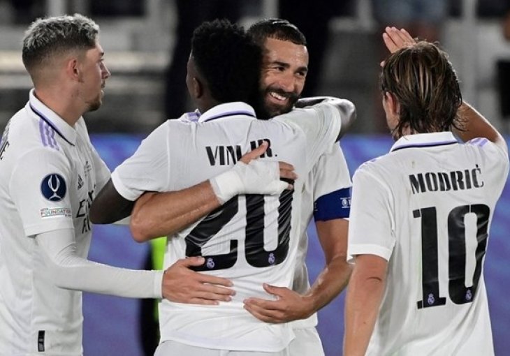 Nemoćna Barcelona pala na Santiago Bernabeu uz velike ovacije Modriću