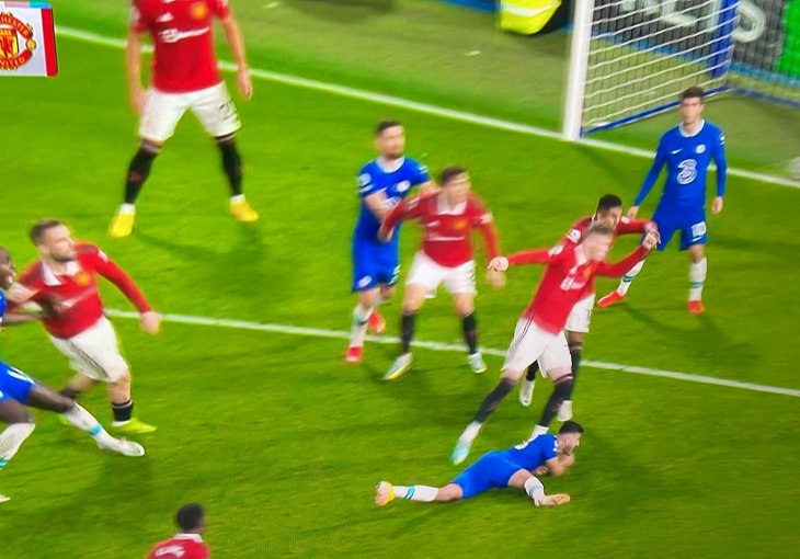 JAAAOOOO KAKAV DANAK NEISKUSTVU, TEN HAG MU OVO NEĆE OPROSTITI! Samo što ga je uveo u igru odveo je United u poraz