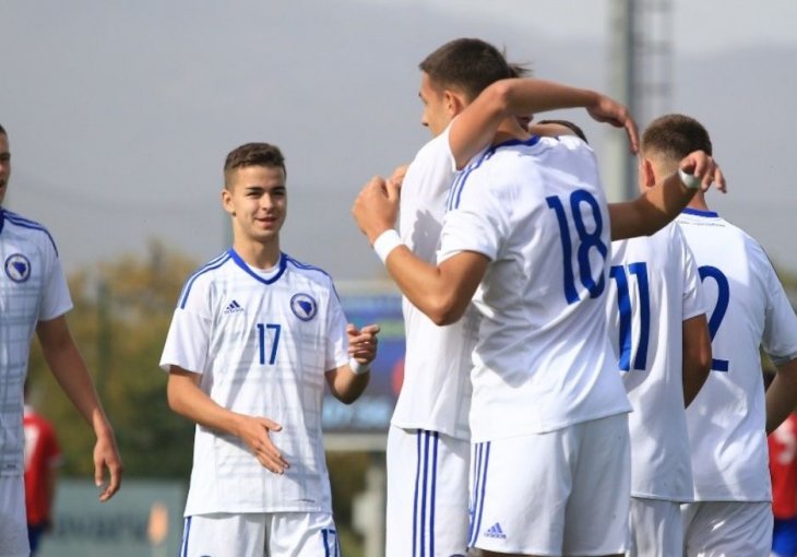 VEĆ RANIJE OSTVARILI PLASMAN U ELITNU RUNDU KVALIFIKACIJA: Kadeti remizirali s Ukrajinom u Zenici