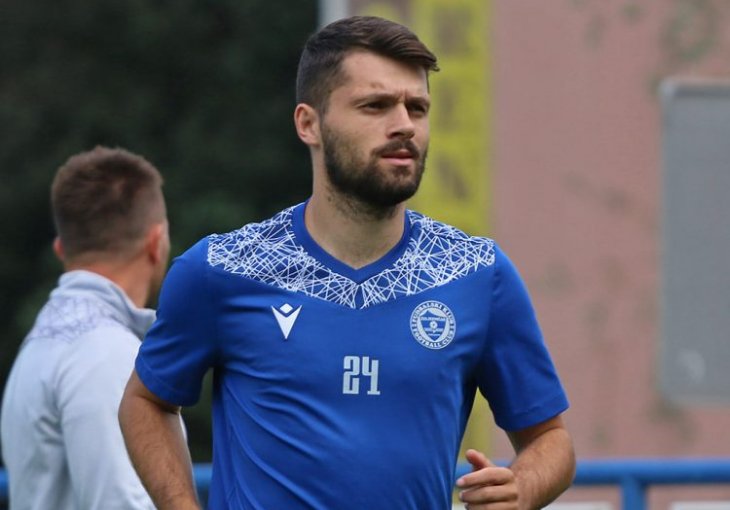 AUUUU, OVO MU NIJE TREBALO Prvotimac Željezničara žestoko prozvao komšije, postavio je sliku jedne stare parole navijača