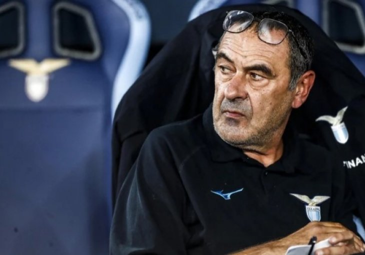 Navijači često prave probleme, ali ono što su Feyenoord-ovi bacali na klupu Lazija zaista pomjera granice