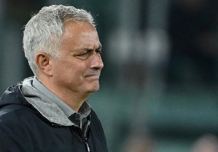 MOURINHO JE S PRAVOM BIJESAN, POKLONILI SU IM POBJEDU! Lazio slavio u gradskom derbiju i popeo se na treće mjesto Serie A