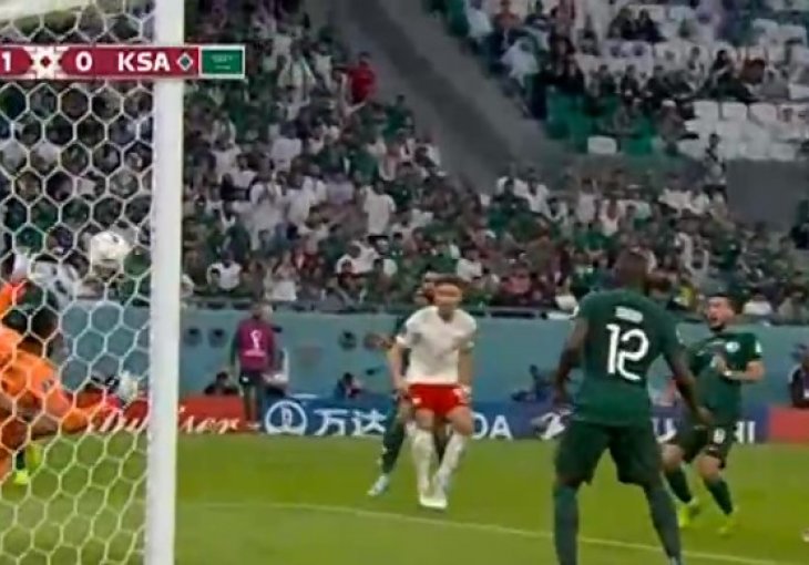 JAOOOOO, KAKVI ŠOKOVI Poljska je povela, Saudijci su dobili diskutabilan penal, ali Sczescny brani i penal i natrčavanje VIDEO