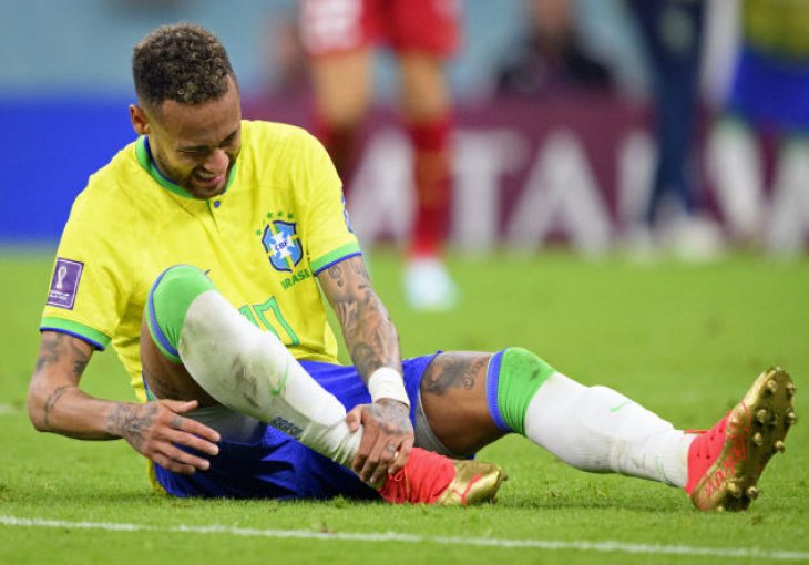 JEDAN OD NAJBOLJIH BRAZILACA OTKRIO: Neymar radi 24 sata dnevno kako bi se vratio na teren, spava na fizioterapiji