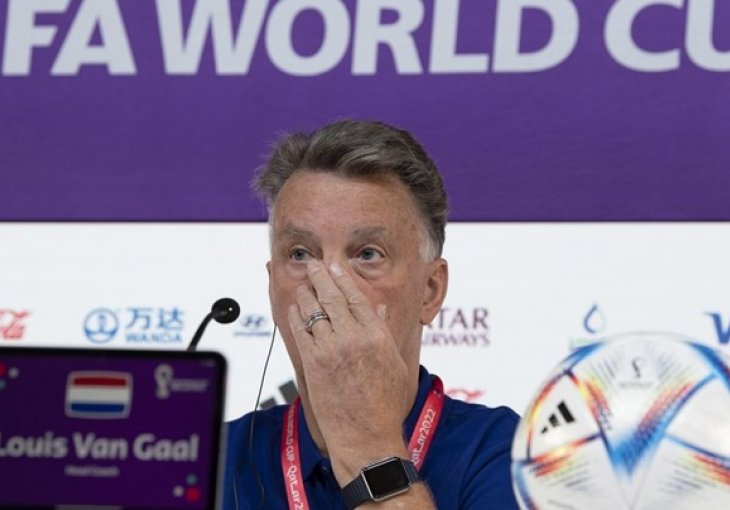 Van Gaal srušio velik rekord svjetskih prvenstava pa se obrušio na novinare