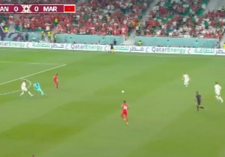 JAOOOOOO, POKLAN GOLMANA KANADE Ziyech sve prati i kažnjava VIDEO