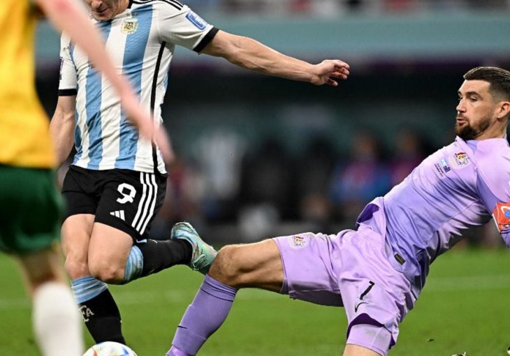 Poklonio gol Argentini pa zaradio brutalne prozivke: Saigrač mu se ruga na internetu