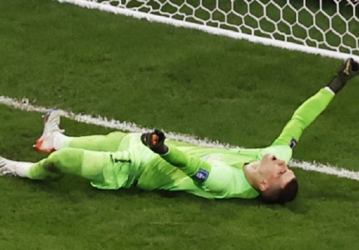 DINAMO NAKON ORŠIĆA PRAVI JOŠ VEĆI TRANSFER: Livaković uskoro na golu posrnulog velikana koji je harao Evropom?