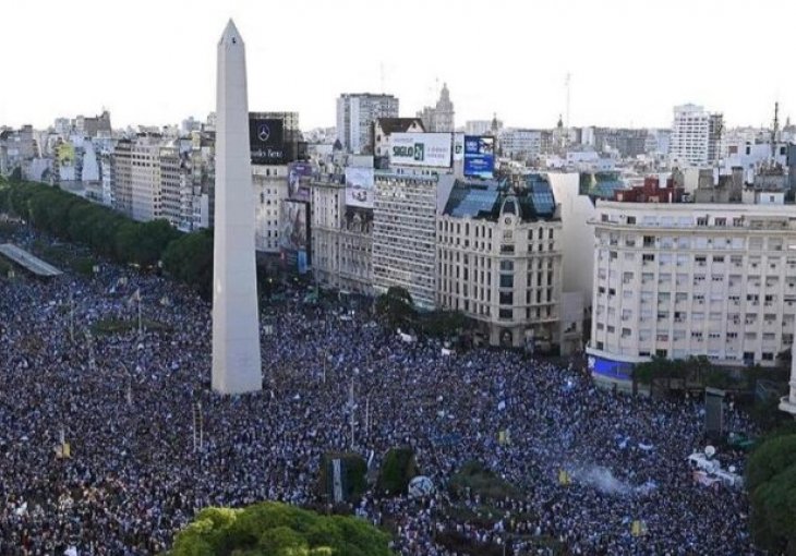 Buenos Aires nakon utakmice kao mravinjak: Ludnica na trgu, slave se Messi i pobjeda Argentine 