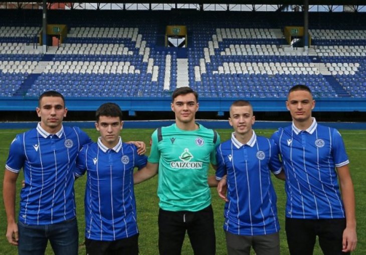 Petorica talentovanih nogometaša potpisala ugovore sa Željezničarom