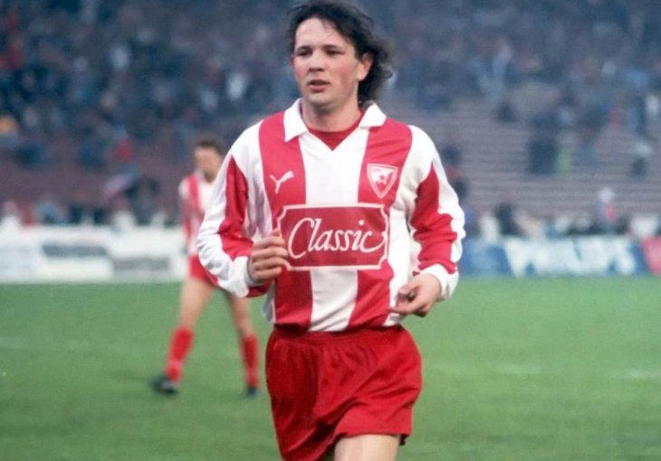 NEBO SE OTVORILO, STADION JE EKSPLODIRAO... Sinišin gol koji je odveo Crvenu zvezdu u fudbalsku istoriju (VIDEO)