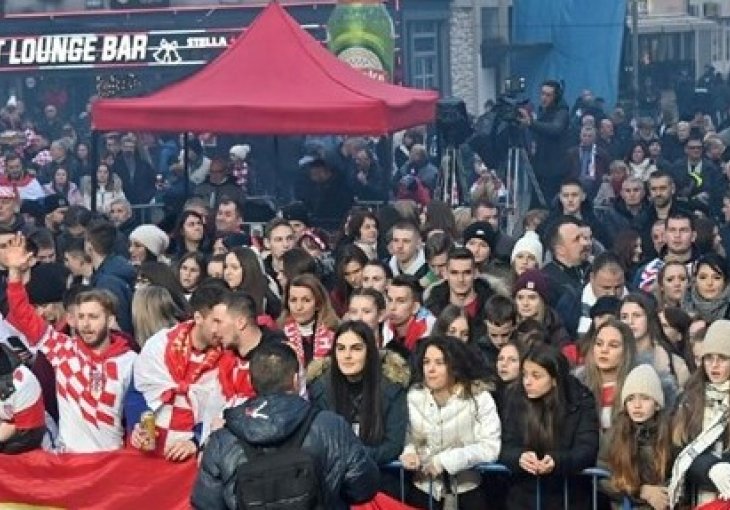 NE MOŽE BEZ INCIDENTA Publika u Livnu nakon Dalićevog govora uzvikivala neprimjereni pozdrav