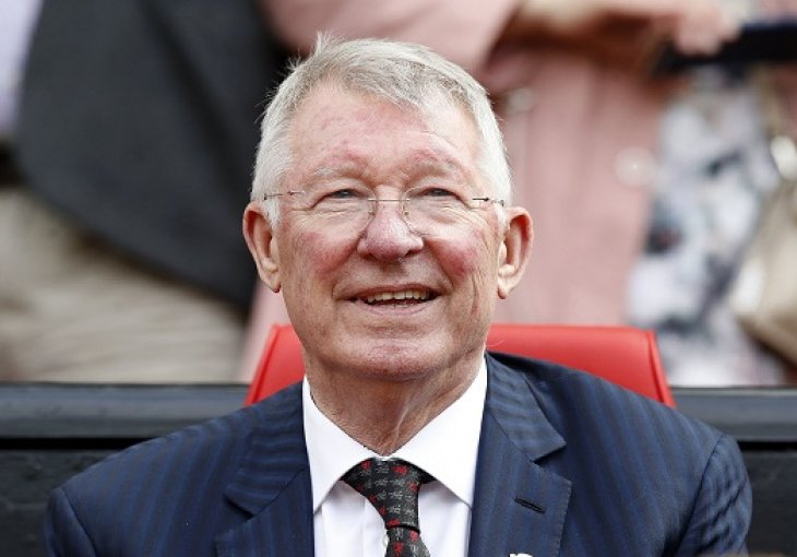 JOŠ UVIJEK JE ŠEF: Ferguson uočen kako Unitedu ‘završava’ potpis najtraženijeg napadača u Engleskoj