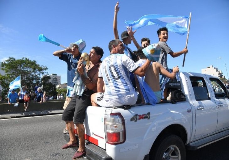 Izgubili još jednu bitku: Francuzi su htjeli da ponove finale na silu, ali Argentinci su ih i tu spustili