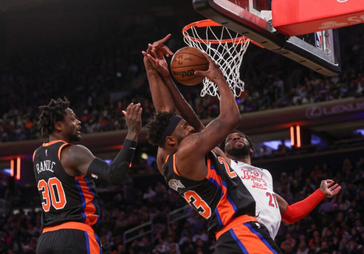 PRELOMILA POSLJEDNJA ČETVRTINA: Embiid i Harden utišali Maddison Square Garden