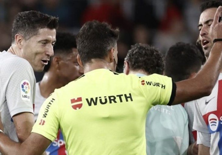 Lewandowskom naglo ukinuta suspenzija, protivnici poludjeli: Nepravda bez presedana
