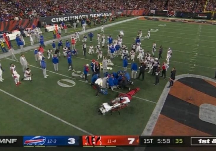 NFL zvijezda se srušio na utakmici, u kritičnom stanju prebačen u bolnicu