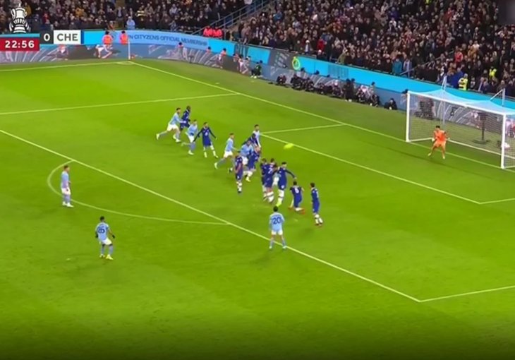 CITY JE ZA POLUVRIJEME DEMOLIRAO CHELSEA: Magija Mahreza iz slobodnog udarca prepričavat će se dugo
