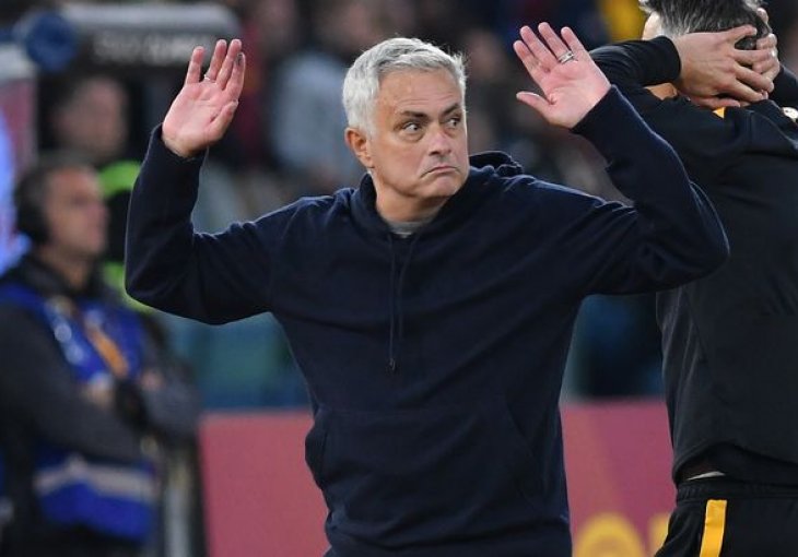 Bivši igrač Porta je podigao javnost na noge: Tvrdi da Mourinho uskoro preuzima novi tim i da će mu on biti pomoćnik