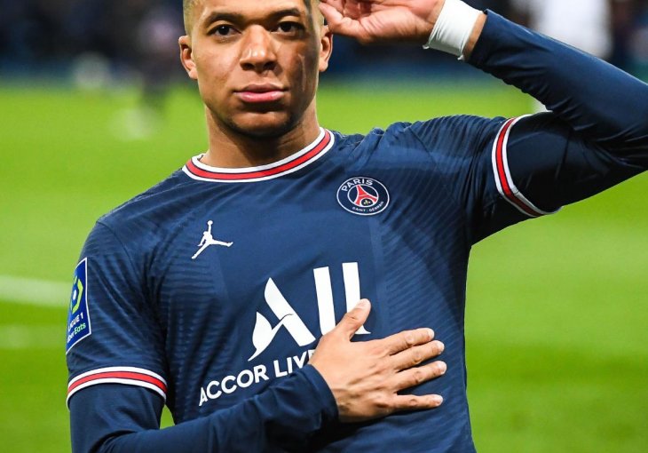 Mbappe ne da na legendu: Predsjedniku fudbalskog saveza očitao je lekciju o ponašanju