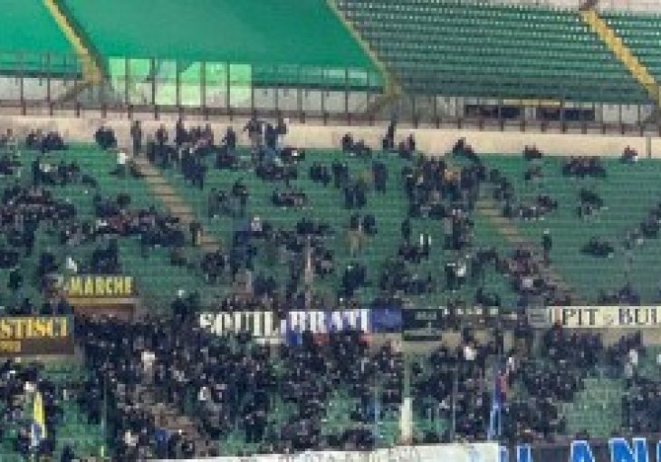 Interovi navijači mole igrača da potpiše novi ugovor, poslali su mu poruku tokom utakmice