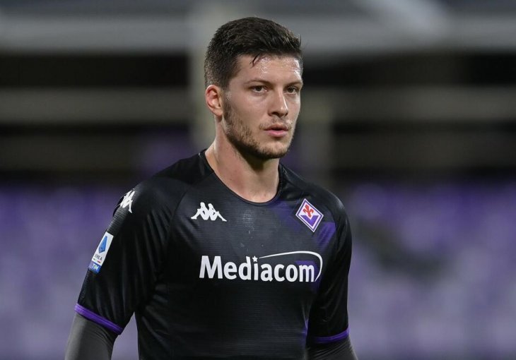 U VELIKOM PROBLEMU! U Fiorentini PREKRIŽILI Srbina - Luka Jović uskoro na transfer listi, GDJE DALJE?!