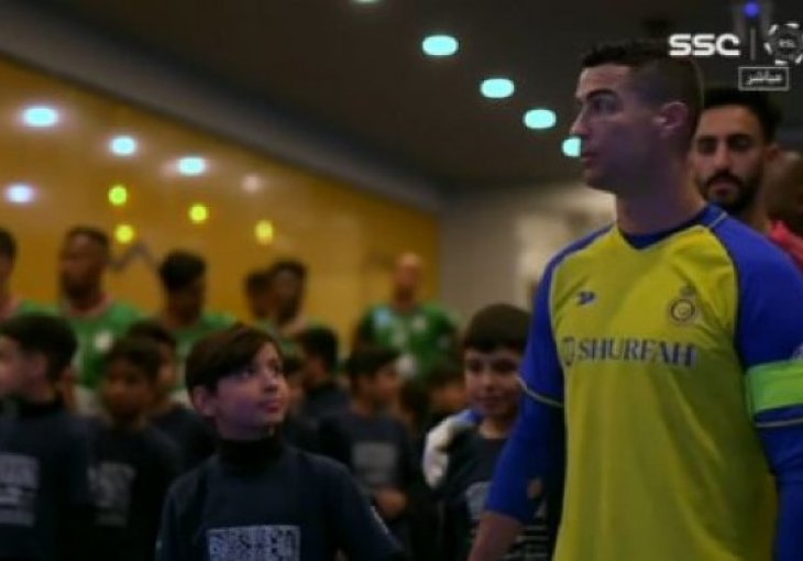 Niko nije bio sretan kao ovaj dječak gledajući u Ronalda: Evo njegove reakcije VIDEO