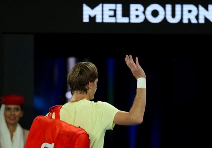 Napravio veliku senzaciju pa predao četvrtfinale Australian Opena: Hačanov u svom drugom polufinalu na Grand Slamu