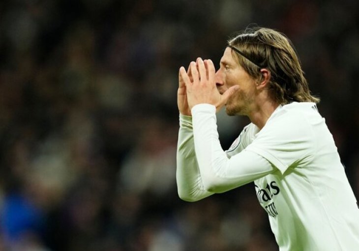 AL-AHLY BIO BLIZU SENZACIJE: Modrić promašio penal, Real ušao u finale
