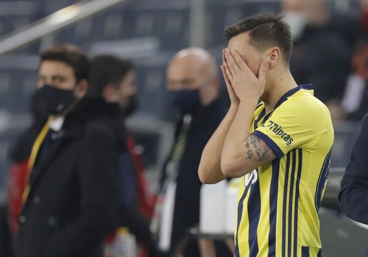 ONDA NISI MOJ SIN: Ozil se prisjetio riječi svoje majke i izašao na ulice da pomaže ugroženom narodu Turske
