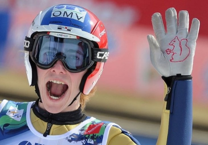 MANJAK INFORMACIJA Proslavljeni sportista nestao prije četiri mjeseca, traže ga na dva kontinenta