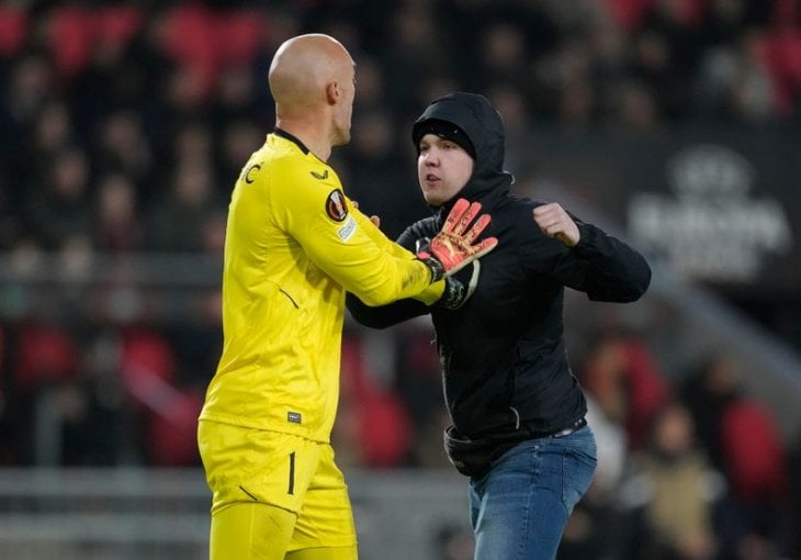 Ko je huligan koji je napao Dmitrovića? Ide u zatvor, imao dosije, zabranu dolaska na stadion i 1,6 ‰ u krvi