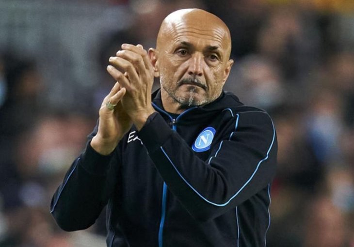 ČINI SE DA SU APSOLUTNO NEDOSTIŽNI: Napoli gazi ka tituli
